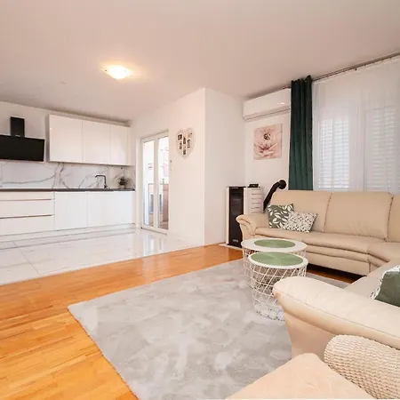 Kiseli Apartmán Duće